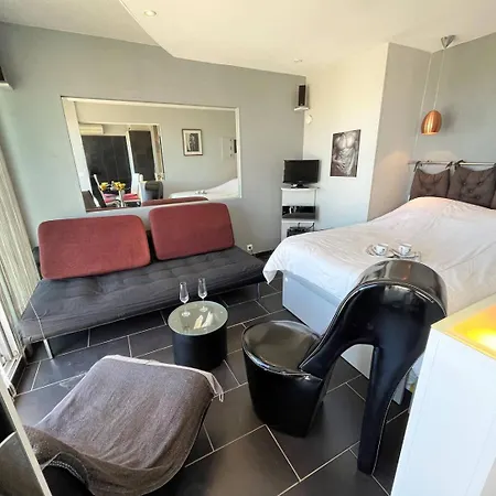 Apartment Deux Pieces Cap D'agde Naturisme Cn060-f111 Agde